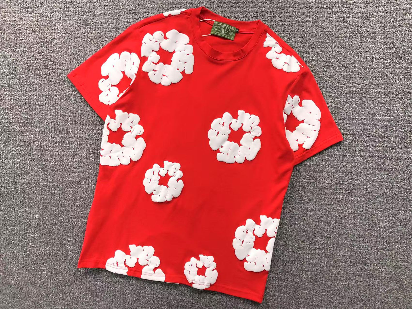 DENIM TEARS T-SHIRT RED/WHITE