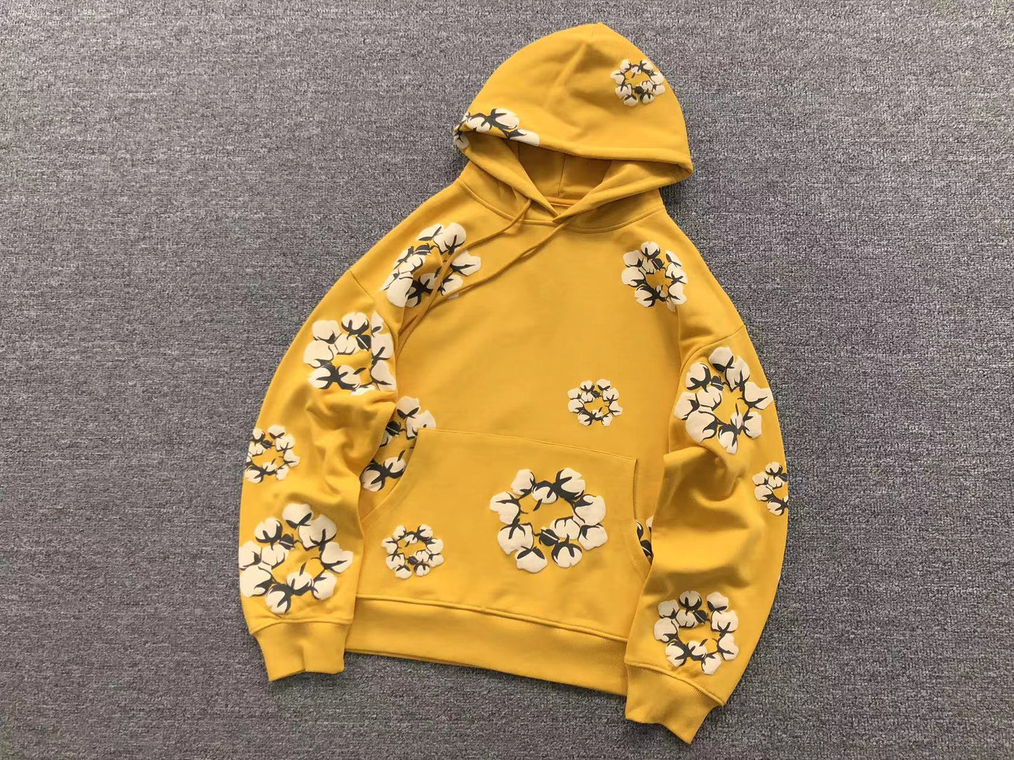 DENIM TEARS CPFM HOODIE YELLOW/WHITE